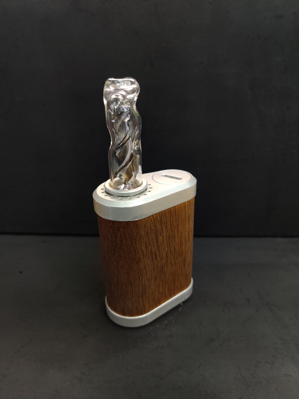 Tiny Might Stem Medium shortish