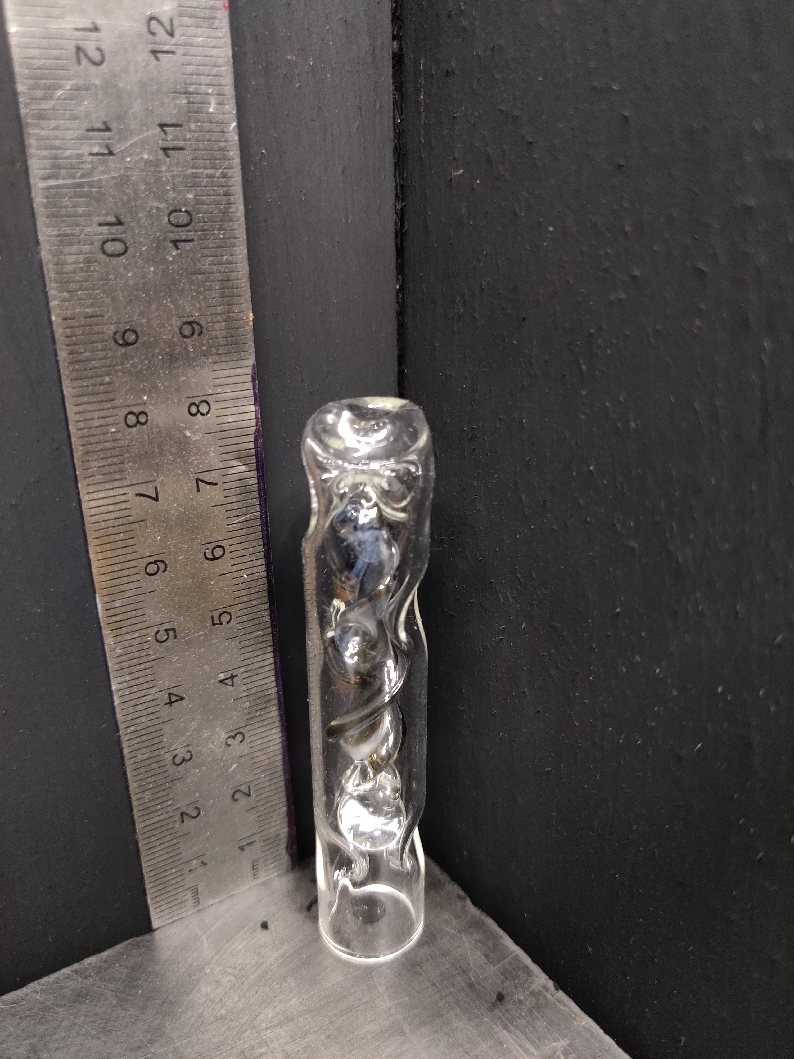 Tiny Might Stem Medium shortish